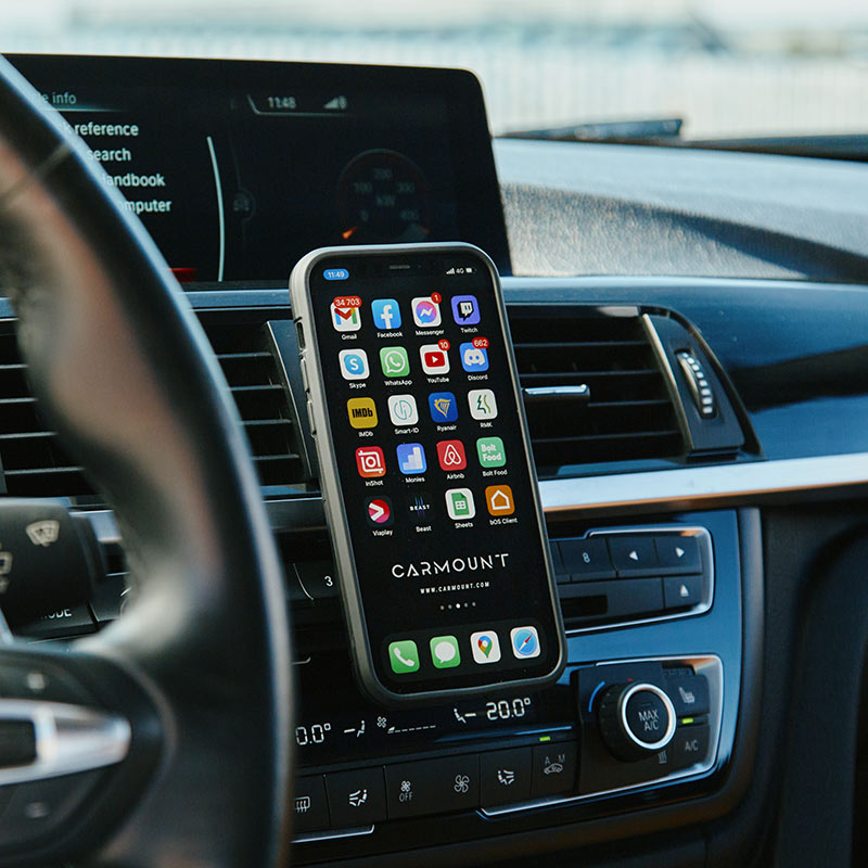 Minimal Dashboard Mount