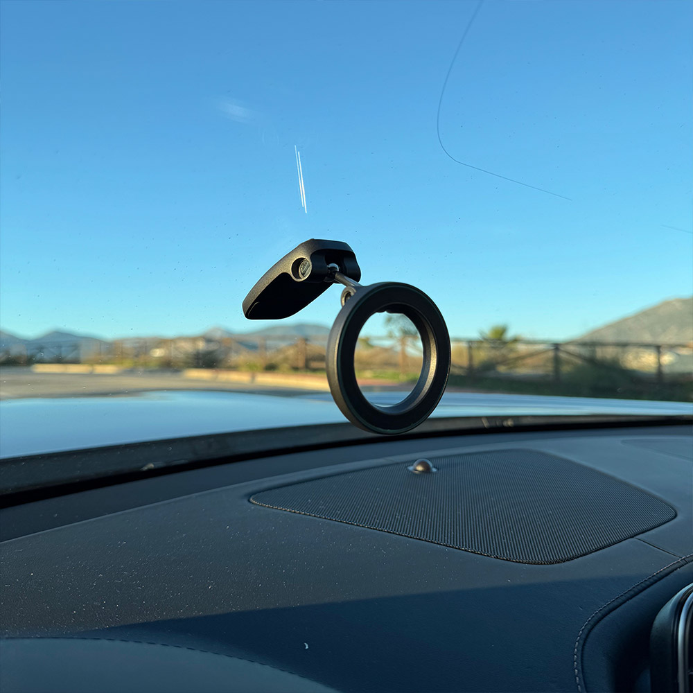 [COMING SOON] F4 Adjustable MagSafe Mount